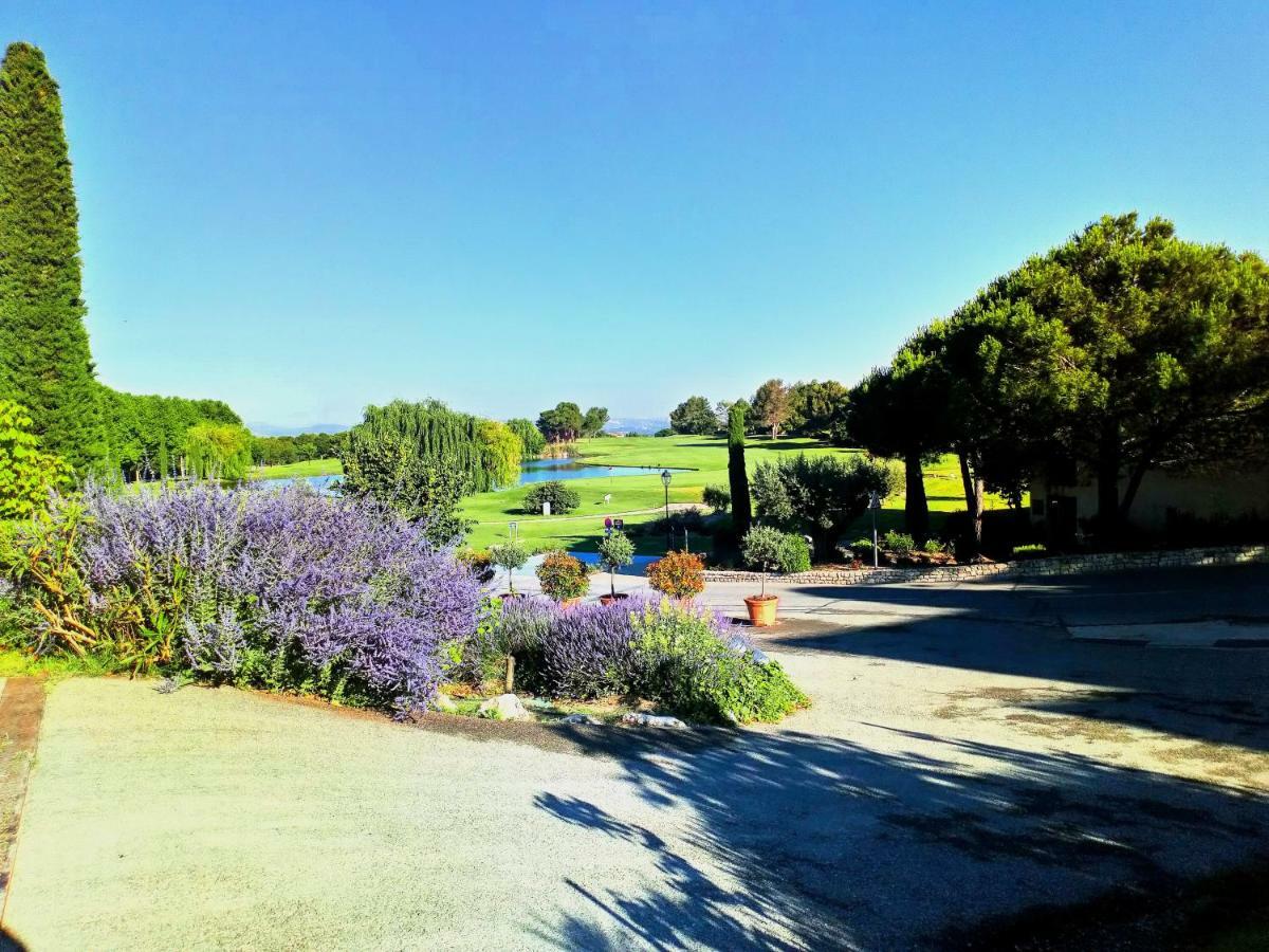 Charmant T2 Climatise Avec Belle Vue , Golf De Pont-Royal マルモール エクステリア 写真